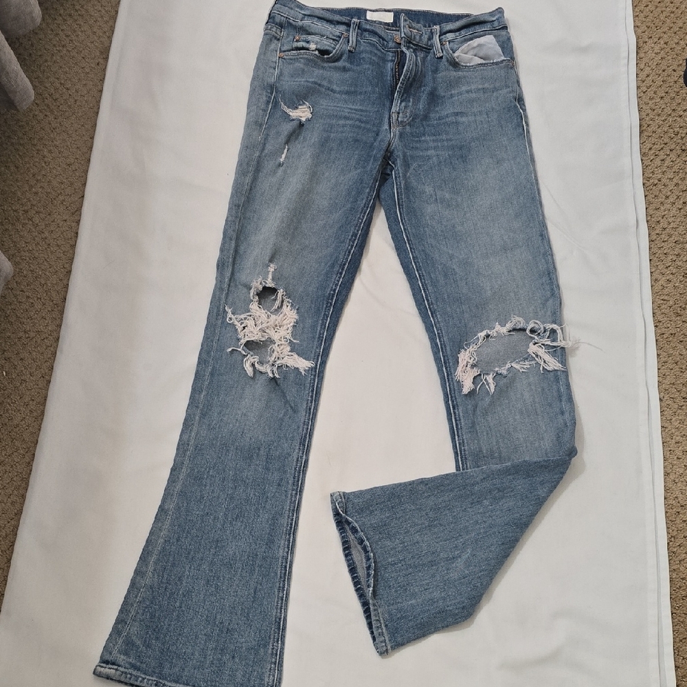 MOTHER  The Runaway Weekender Distressed Flare Jeans in Blue 26